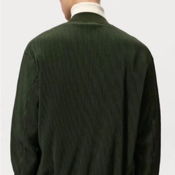 Zara PLEATED BOMBER JACKET - - Picture 4 of 10